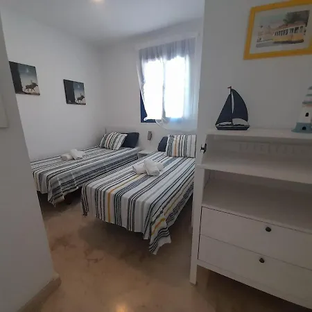 Apto. Gran Terraza Playa A 200mts. Ideal Familias Apartment *